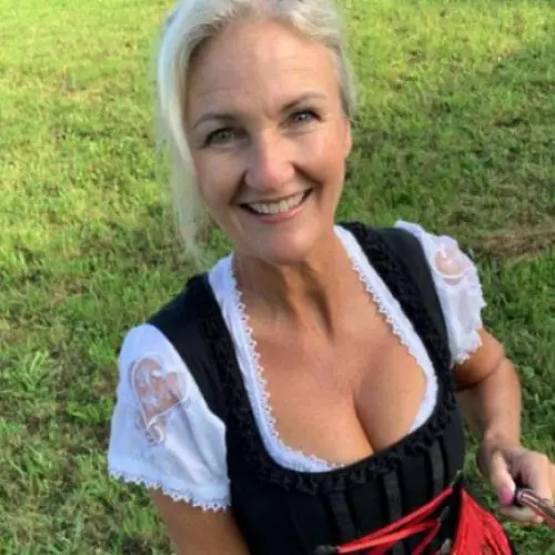 dirndlbrauttttt image 0