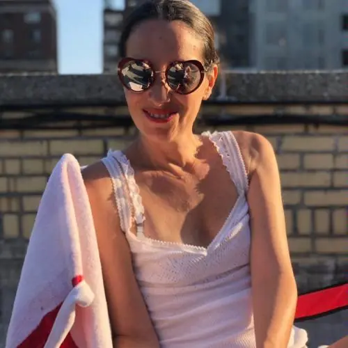 fraumitpfiff image 0