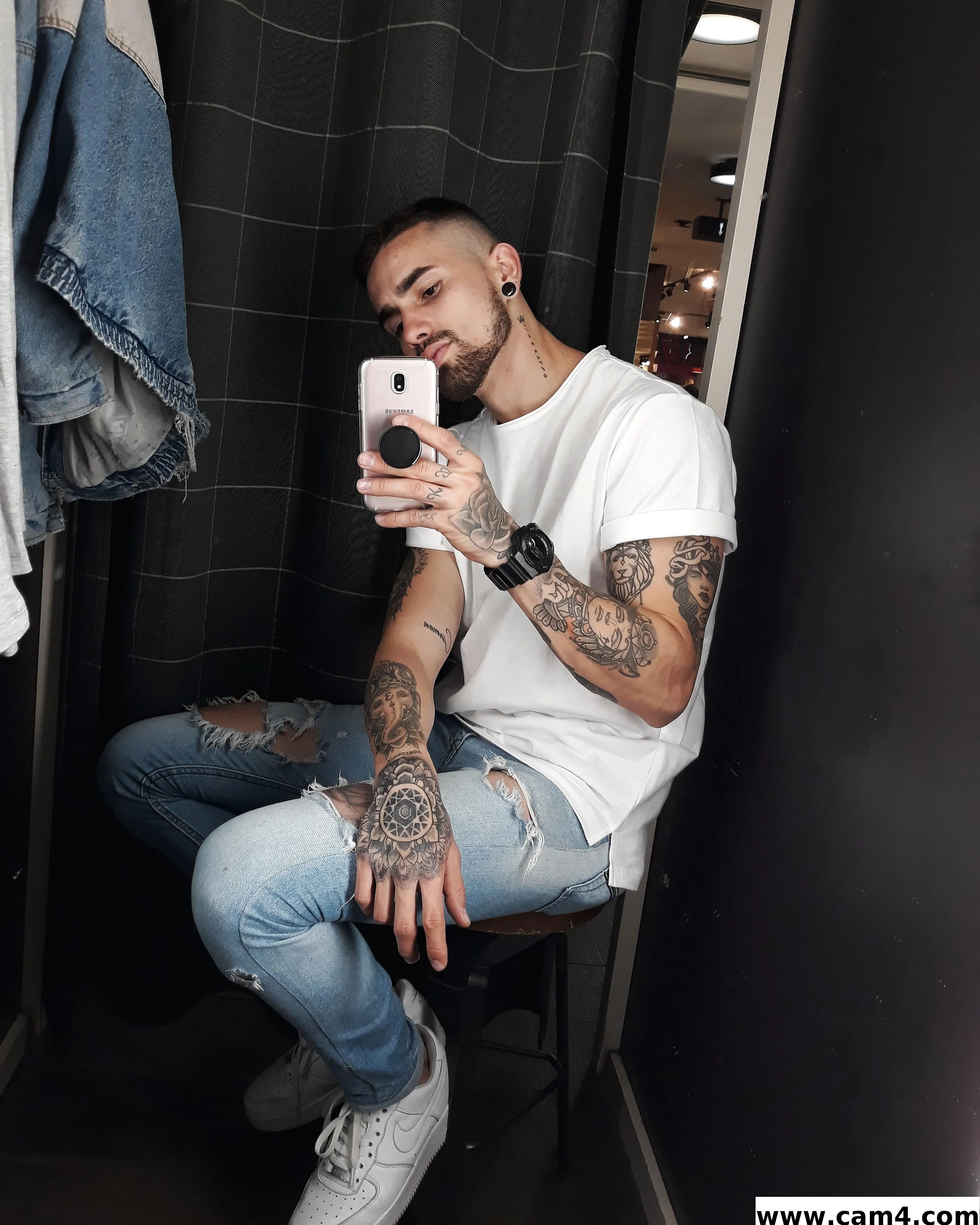 Tiagocameron image 0