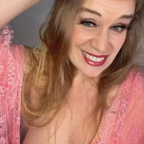 6idessousshow image 0