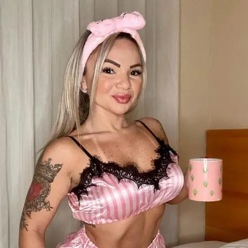 deinedieneriin image 0