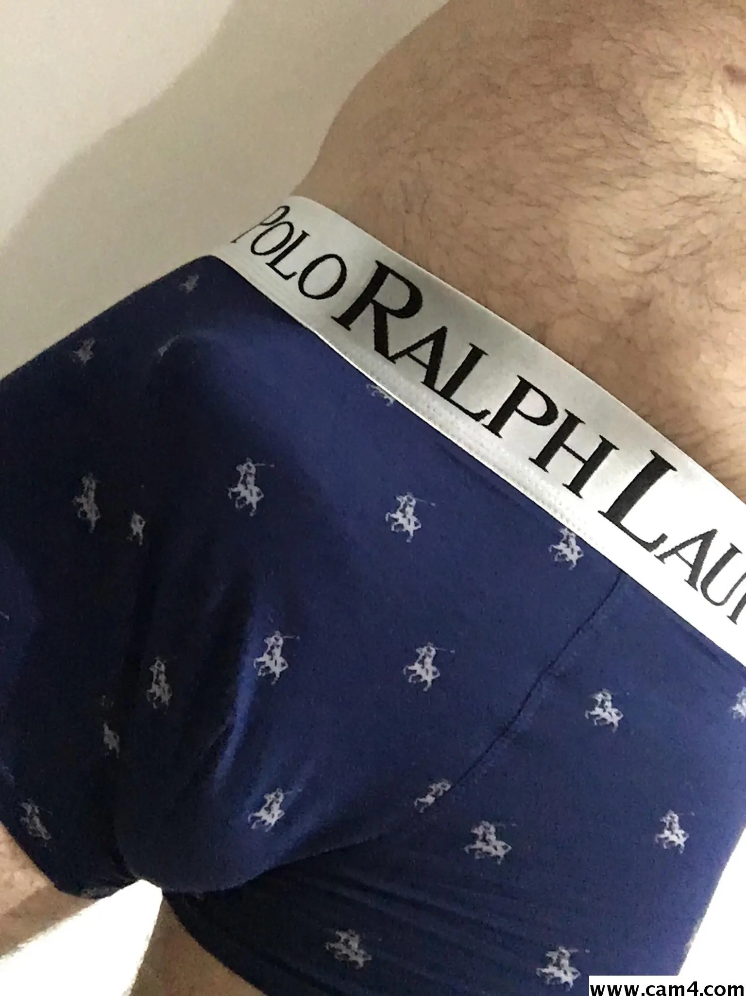 guy4youlover image 0