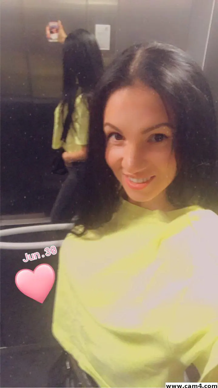 NikolePrincess image 0