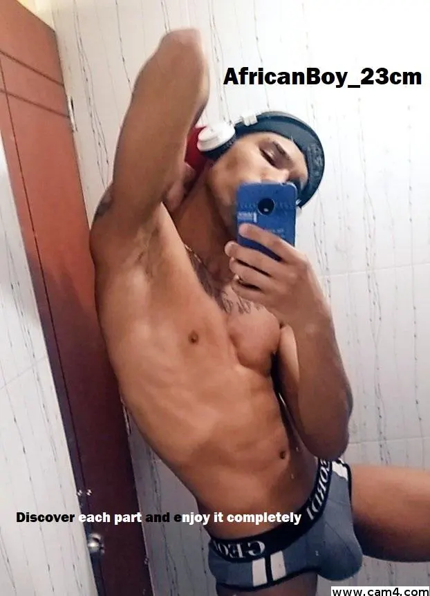 AfricanBoy_23cm image 0