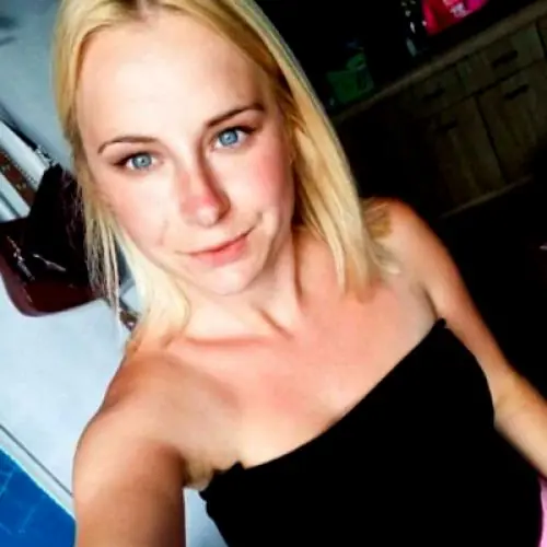 69blondesgift69 image 0