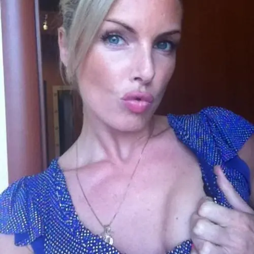 blondesunde007 image 0