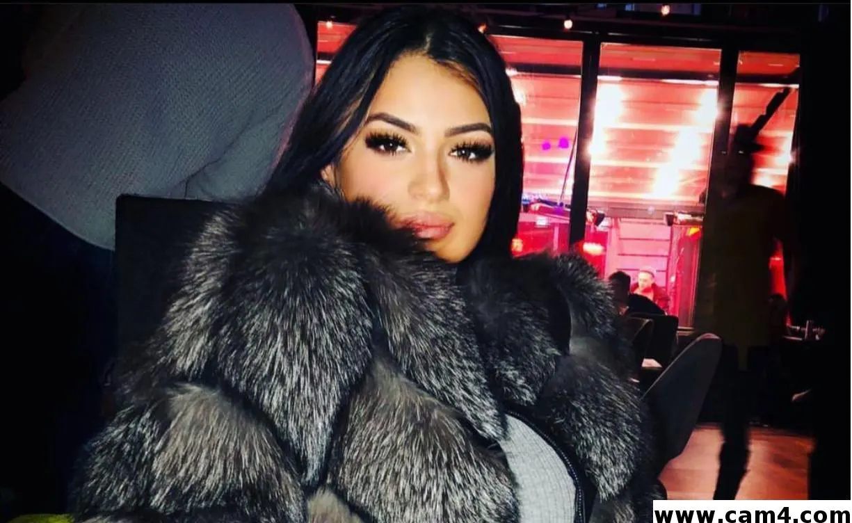 Anne_Marie18 image 0