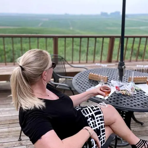 randbrunnige image 0