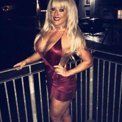 starkundsexy1 image 0