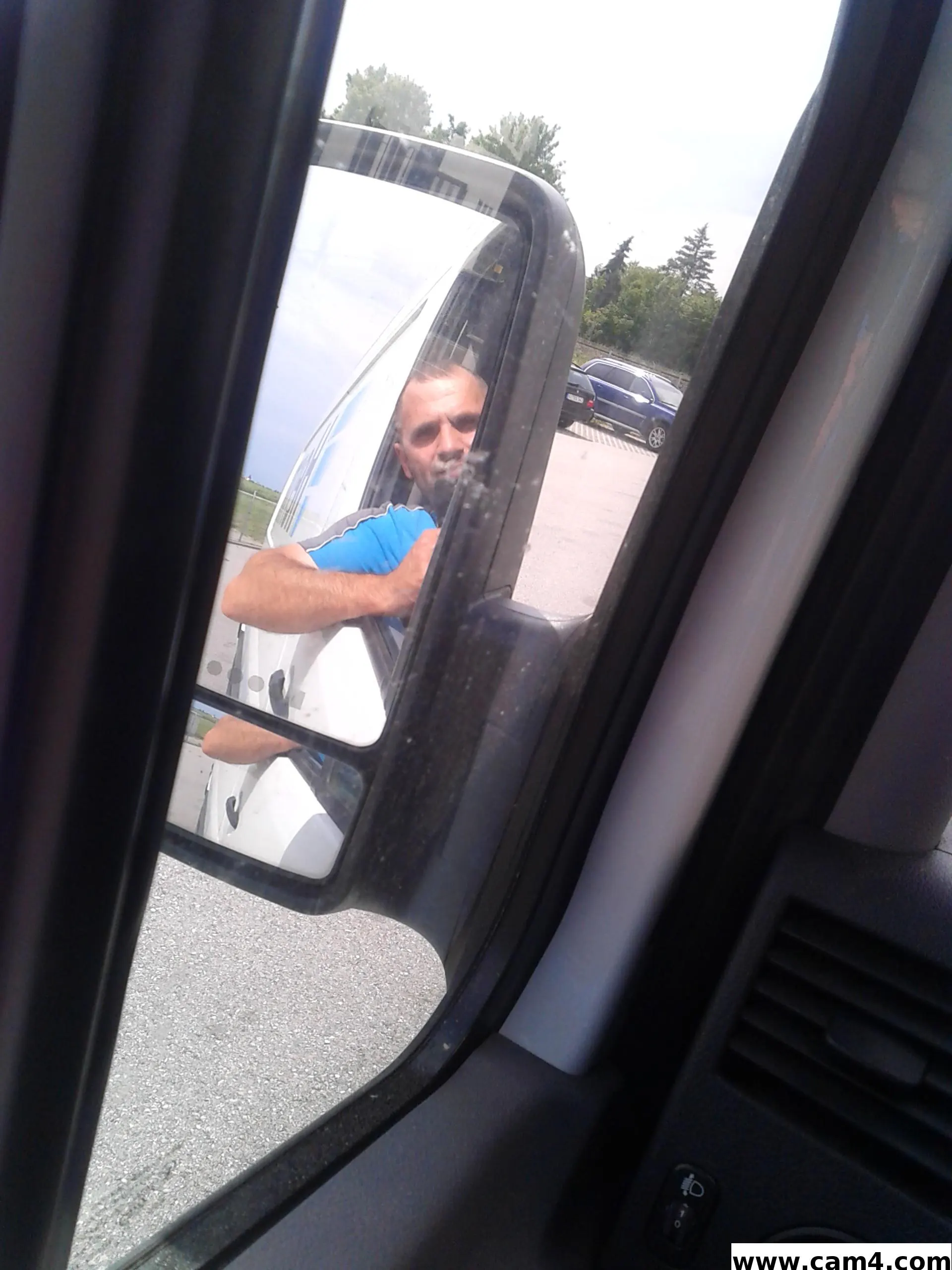 andreydey296 image 0