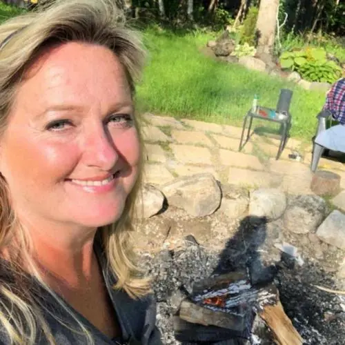 mandygoldenart image 0