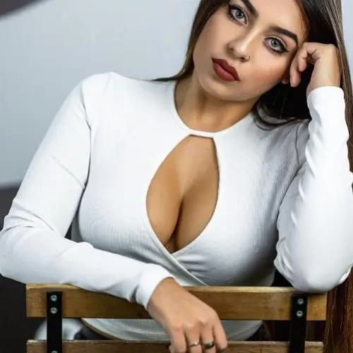 heftigebrustee image 0