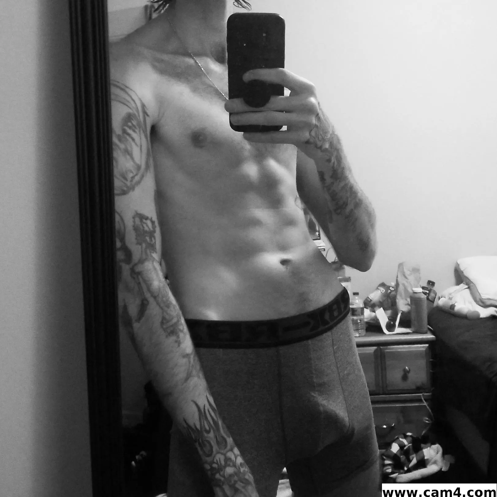 TallandTatted image 0