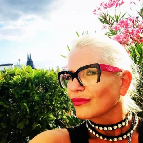 lealieblingshas image 0