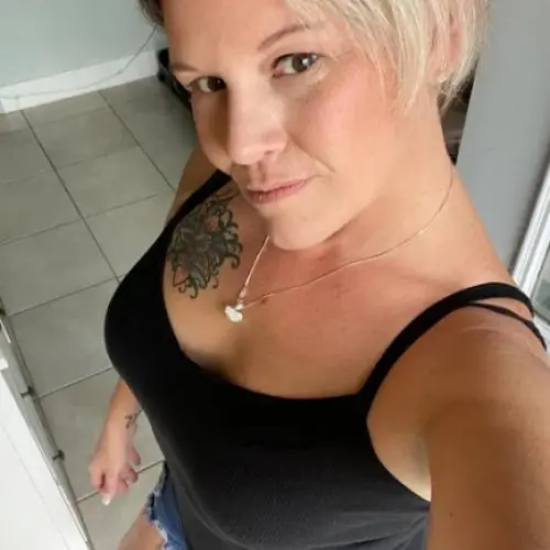 juliajulia76 image 0