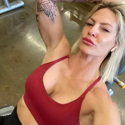 adlerfeder2022 image 0