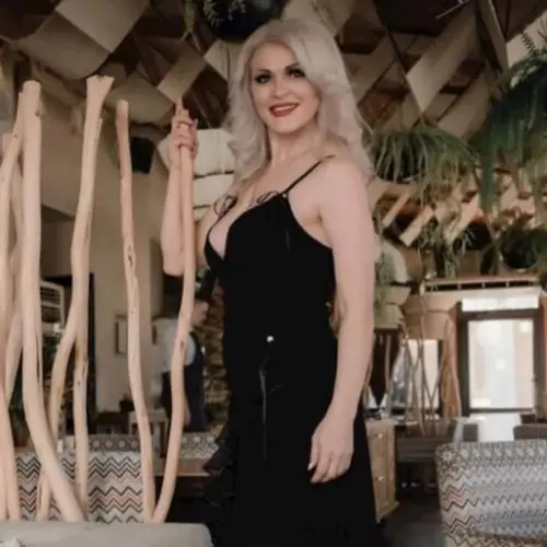 vampireblondi image 0