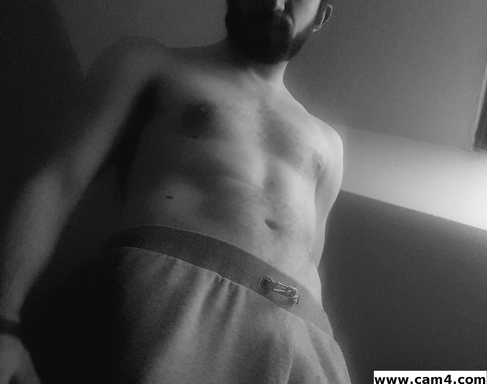 HOT_BEARDMAN image 0